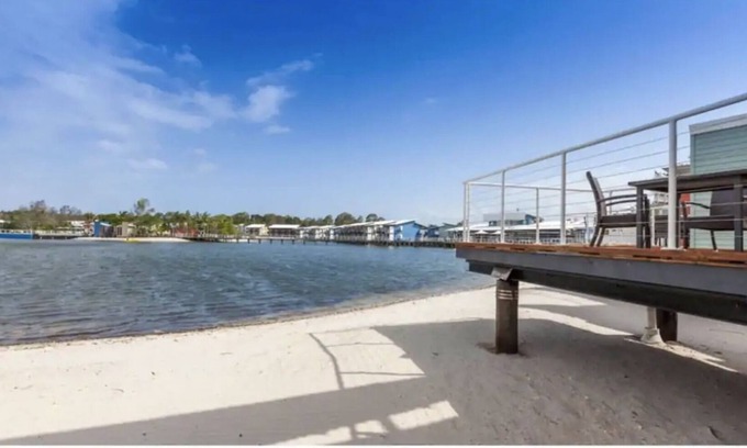 Gold Coast Cabina | 2 BEDROOM LODGE – COURAN COVE - THE PERFECT ISLAND ESCAPE AWAITS YOU