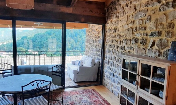 Saint-Martin-de-Valamas Casa | 2 Bedroom Private vacation home in SAINT MARTIN DE VALAMAS