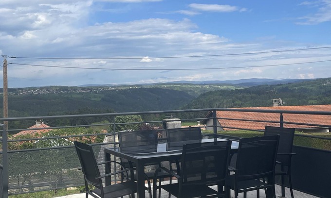 Saint-Maurice-de-Lignon Casa | 2 Bedroom Private vacation home in Saint-Maurice-de-Lignon
