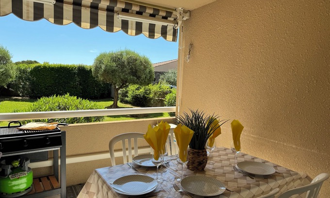 Santa-Lucia-di-Moriani Apartamento | 2 Bedroom Apartment in Santa-Lucia-di-Moriani