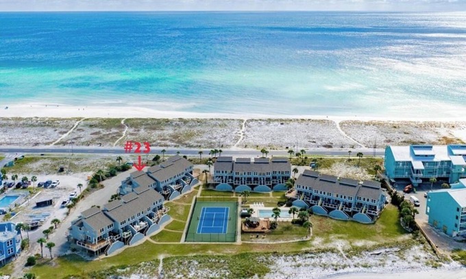 Pensacola Beach Casa | 2 Bedroom 2.5 Bath & Loft #23 San Deluna Townhome Pensacola Beach - Sleeps 10