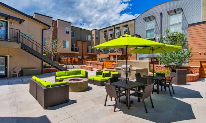 North Broadway - Holiday Apartamento | 2 Bedroom 2.5 Bath Apt, Gym, King Beds, Garage 203