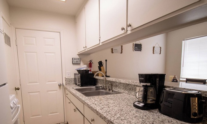 Porterville Apartamento | 2 bedroom 2 bath apartment near main street