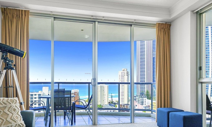 Surfers Paradise Apartamento | 2 Bedroom, 2 bath stylish apartment in the heart of Surfers Paradise