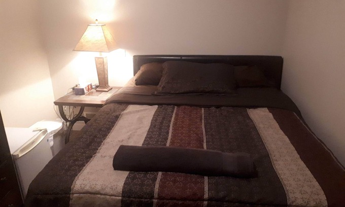 Timberlea Apartamento | 2 Bedroom 2 Bathroom Suite in Stoney Creek