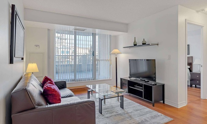 Downtown Mississauga Apartamento | 2 Bedroom/2 Bathroom Suite