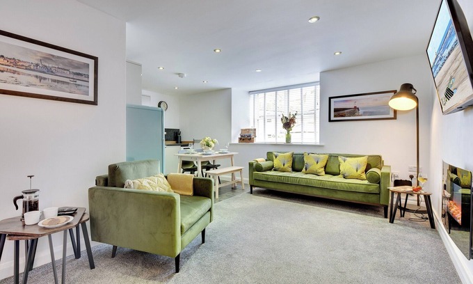 Berwick-upon-Tweed Cabaña | 2 bedroom accommodation in Berwick-upon-Tweed