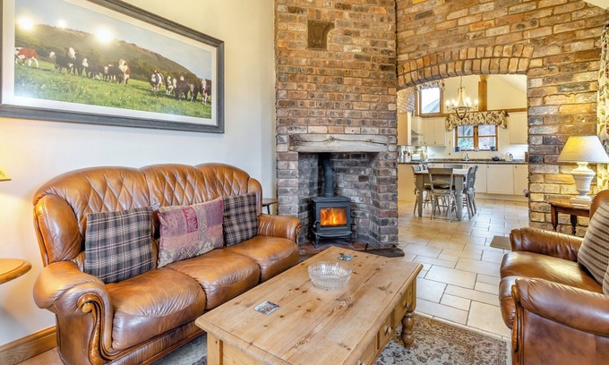 Coalbrookdale Cabaña | 2 bedroom accommodation in Leighton, near Shrewsbury