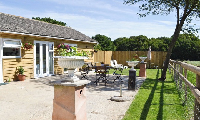 Willesborough Cabaña | Alojamiento de 2 habitaciones en Bilsington, near Ashford