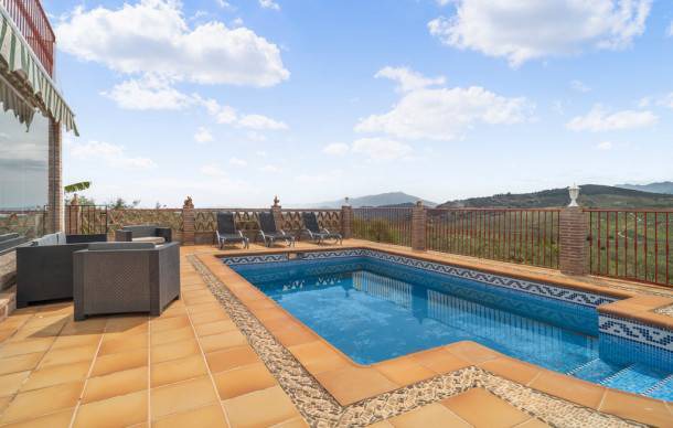 Alozaina Casa | 110 m² Casa ∙ 2 habitaciones ∙ 6 personas