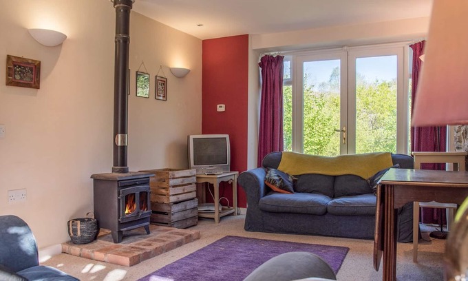 Machynlleth Cabaña | 2 bedroom accommodation in Machynlleth