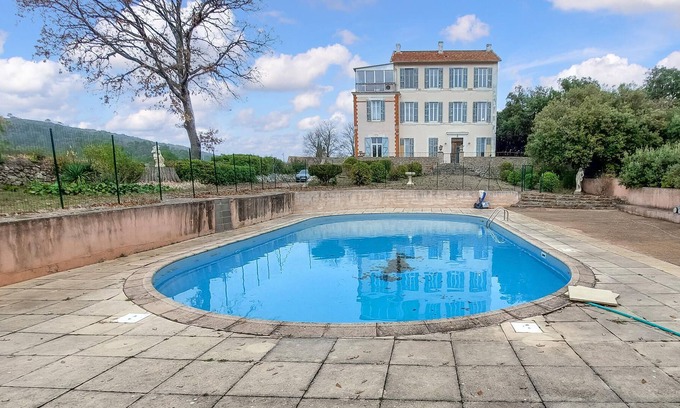 Fox-Amphoux Apartamento | Alojamiento de 2 habitaciones en Fox Amphoux