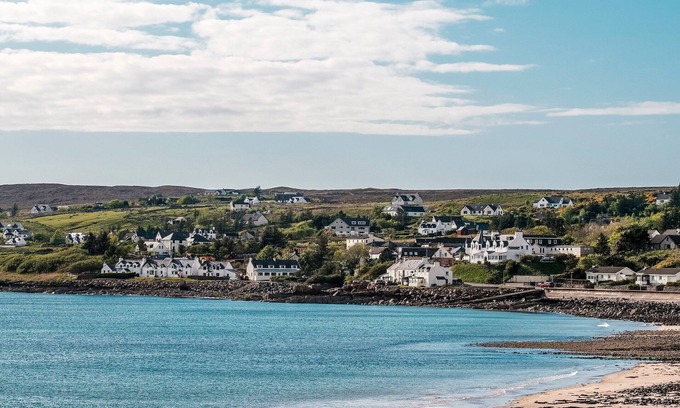 Aultbea Cabaña | 2 bedroom accommodation in Aultbea, Wester Ross