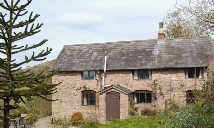 Clee Saint Margaret Cabaña | Alojamiento de 2 habitaciones en Clee St Margaret, near Ludlow