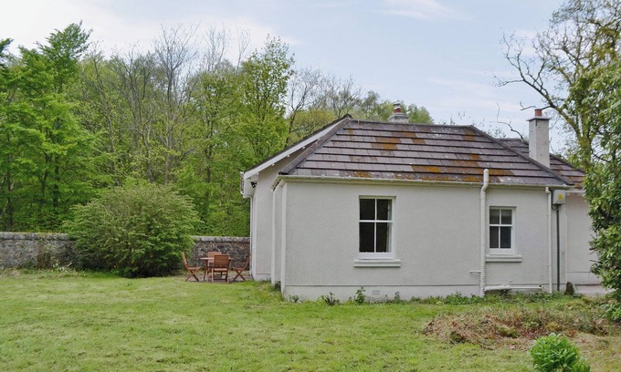 Dunfermline Cabaña | Alojamiento de 2 habitaciones en Oakley, near Dunfermline