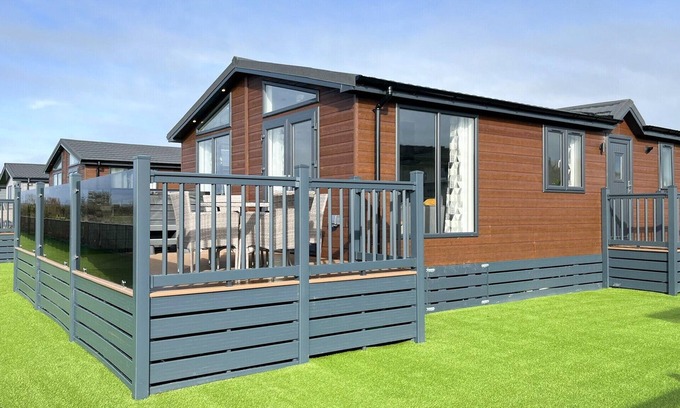 Edingworth Cabina | 2 bedroom accommodation in Edingworth