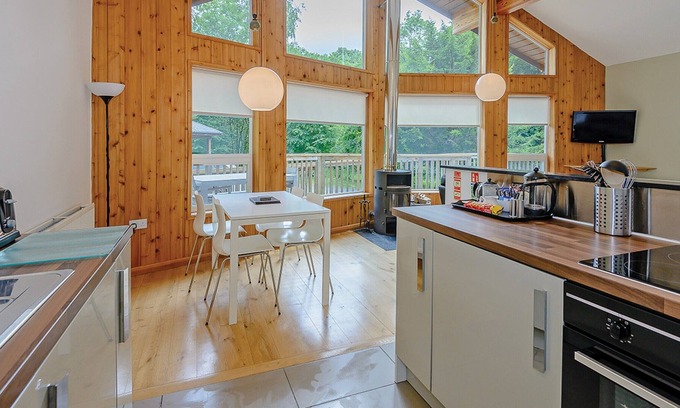 Llangollen Cabina | 2 bedroom accommodation in Llangollen