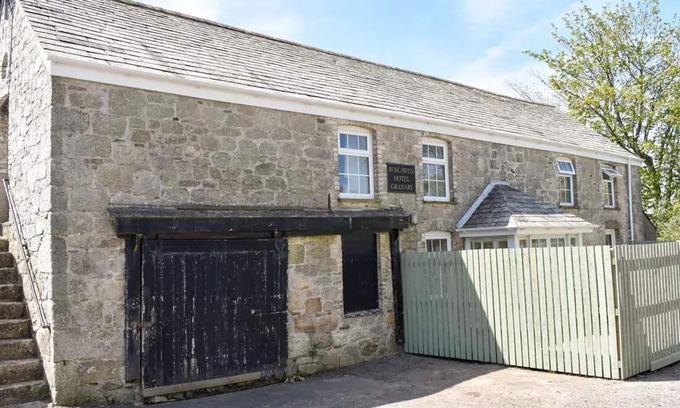 St. Dennis Cabina | 2 bedroom accommodation in St Dennis, near St Columb Major