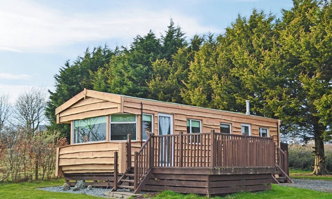 Llangefni Cabaña | Alojamiento de 2 habitaciones en Rhosmeirch, near Benllech