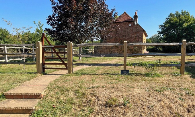 Thakeham Cabaña | 2 habitaciones alojamiento en Goose Green, Pulborough