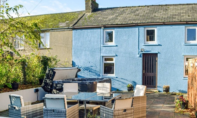 Carmarthen Cabaña | 2 bedroom accommodation in Kilgetty