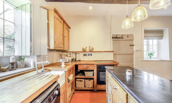 Oswestry Cabaña | 2 bedroom accommodation in Croesau Bach, near Oswestry