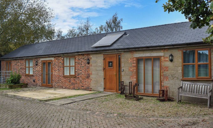 Woodchurch Cabaña | 2 bedroom accommodation in Ashford