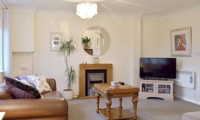 Wangford Cabaña | 2 bedroom accommodation in Wangford, near Southwold