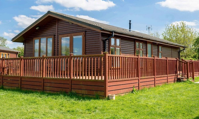 Yaxham Cabina | 2 bedroom accommodation in Yaxham, Dereham