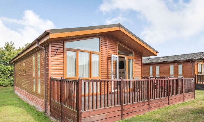 Yaxham Cabina | 2 bedroom accommodation in Yaxham, Dereham