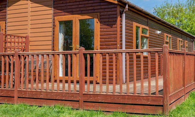 Yaxham Cabina | 2 bedroom accommodation in Yaxham, Dereham