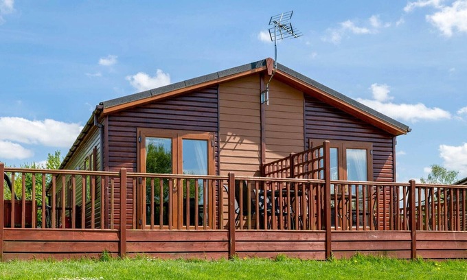 Yaxham Cabina | 2 bedroom accommodation in Yaxham, Dereham