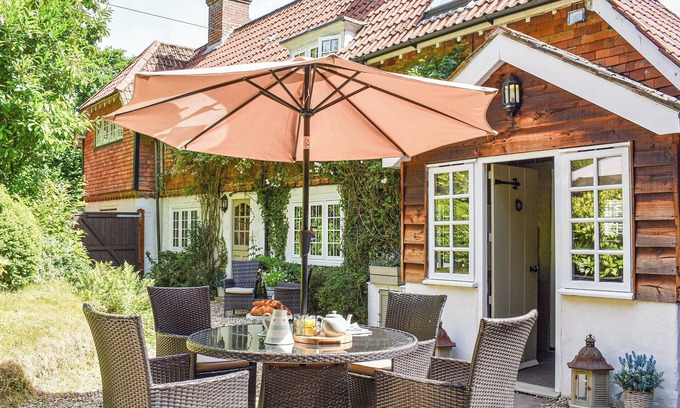 New Forest District Cabaña | 2 bedroom accommodation in Burley