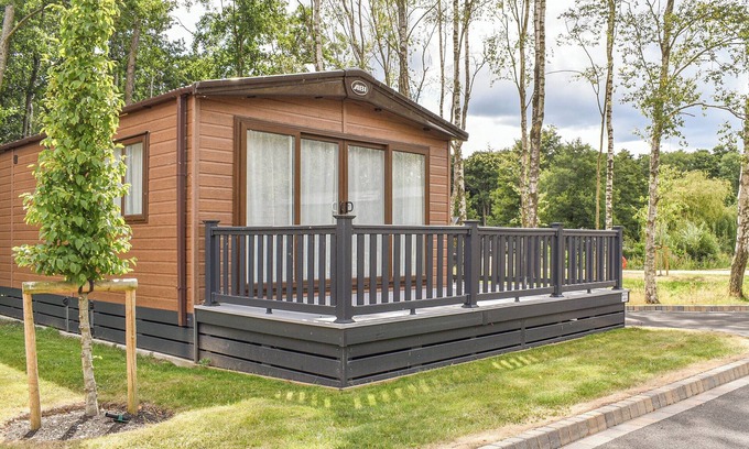 Plaitford Cabaña | 2 bedroom accommodation in Landford, near New Forest