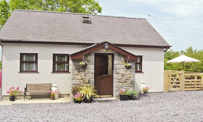 Dinas Cabaña | Alojamiento de 2 habitaciones en Rhostryfan, Caernarfon