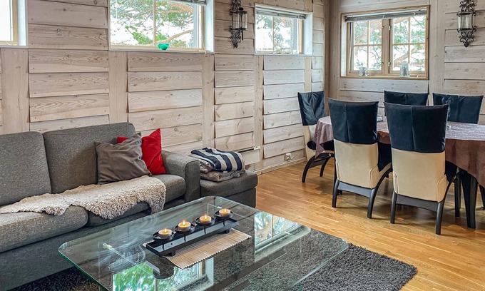 Møre og Romsdal Casa | 2 bedroom accommodation in Stranda