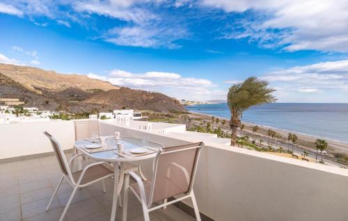 Playa Macenas Apartamento | 2 Bedroom Amazing Apartment In Mojácar