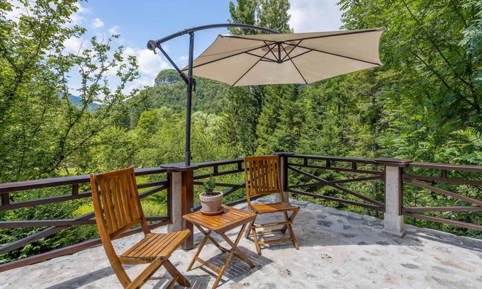 Presika Casa | Hermosa casa en Delnice con WiFi