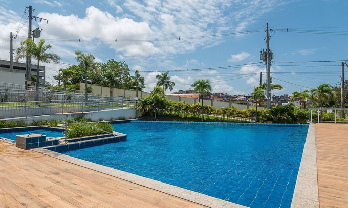 Salvador Apartamento | 2-bedroom Apart in Condominium With Pool Map0803