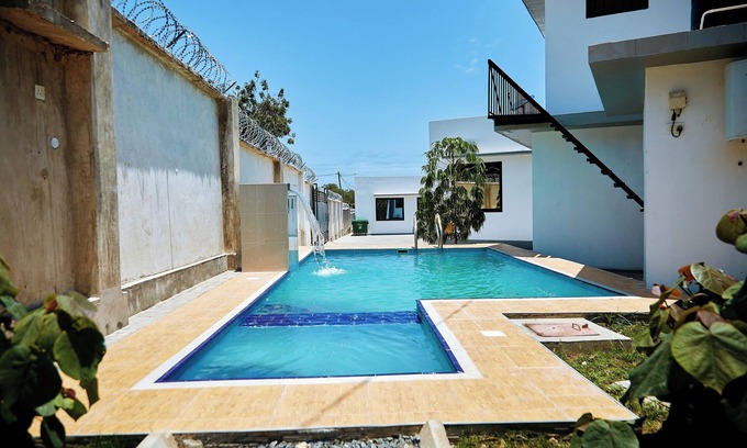 Kivukoni Apartamento | 2-bedroom apartment in fantastic Dar es Salaam with WiFi, Pool and AC