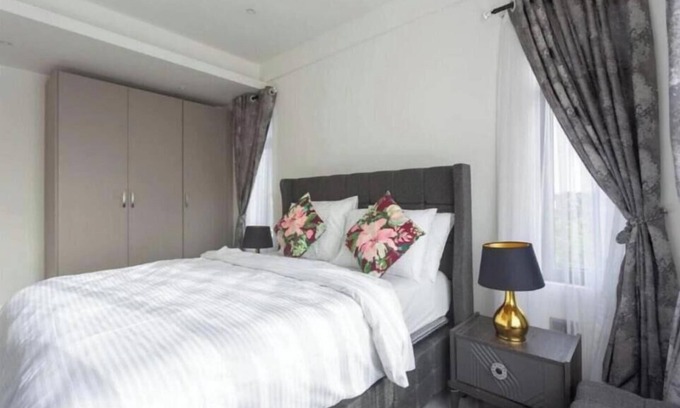Tesano Apartamento | 2 -Bedroom Apartment/2 units
