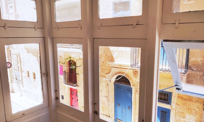 Madliena Apartamento | 2 bedroom apartment in the Capital city Valletta!