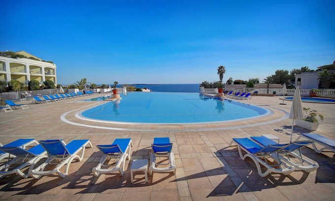 Cannes La Bocca Apartamento | 2 Bedroom Apartment in Cannes