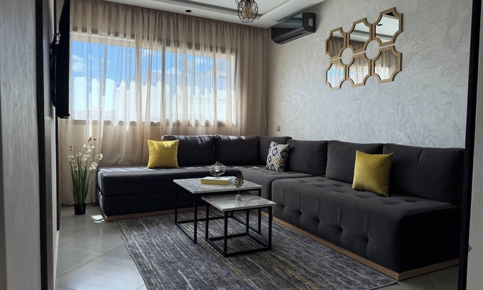 La Ville Haute Apartamento | 2-bedroom apartment in peaceful Kénitra with AC, WiFi