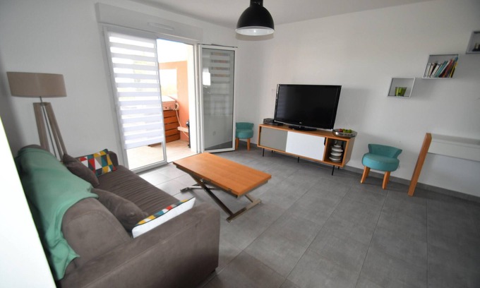 Calvi Apartamento | Apartamento sala de estar, 2 dormitorios centro de Calvi calma