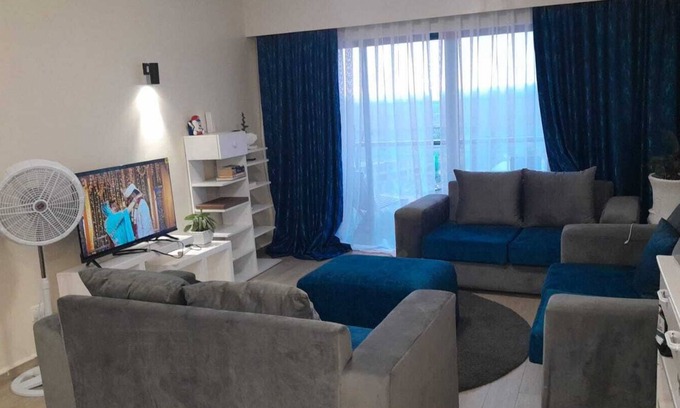 Embakasi Apartamento | 2 bedroom apartment near JK Int. Airport, beautiful view of National Park
