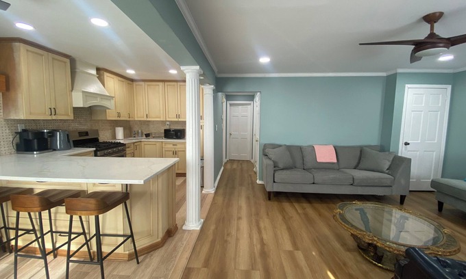 Elmont Apartamento | 2 Bedroom Apartment Near UBS Arena, JFK, & NYC
