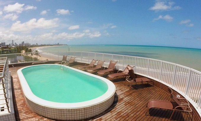 Manaira Apartamento | 2-bedroom apartment on the seafront in Manaíra