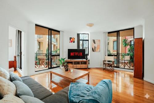 Darling Harbour Apartamento | 2 Bedroom Apartment Pyrmont with Balcony