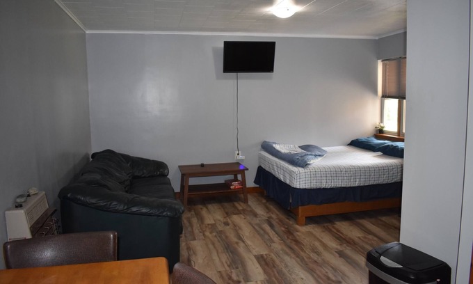 Greentown Apartamento | 2 Bedroom Apartment Situated at the Heart of Promised Land State Park